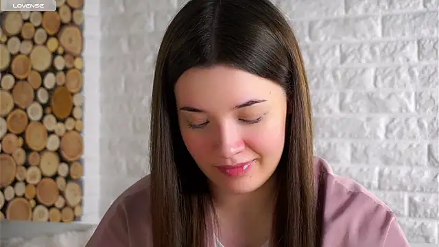 LowOncoming online show from 11/22/25, 02:10