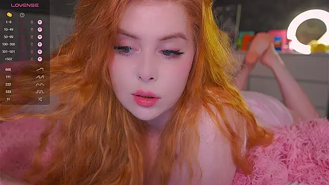 Snapshot of RedHotVixen0 chatting on 11/03/25, 11:59 RedHotVixen0 online show from 11/03/25, 11:59