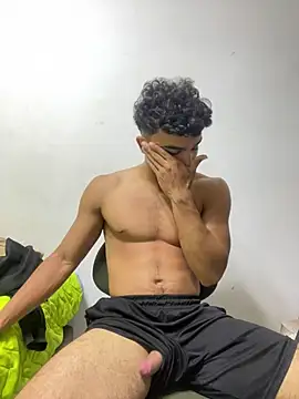 Snapshot of Mentriplex chatting on 02/03/25, 04:46 Mentriplex online show from 02/03/25, 04:46