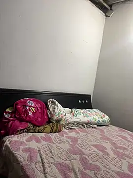 Snapshot of Mentriplex chatting on 02/03/25, 10:11 Mentriplex online show from 02/03/25, 10:11