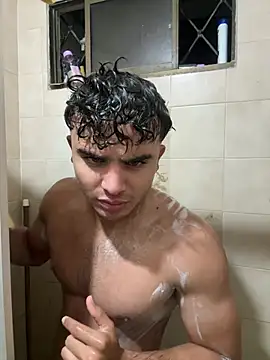 Snapshot of Mentriplex chatting on 04/11/26, 03:55 Mentriplex online show from 04/11/26, 03:55