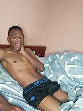 Snapshot of fireboyafrica chatting on 03/13/25, 12:37 fireboyafrica online show from 03/13/25, 12:37