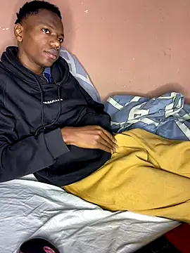 Snapshot of fireboyafrica chatting on 09/13/25, 11:37 fireboyafrica online show from 09/13/25, 11:37