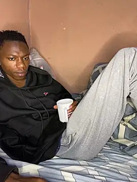 Snapshot of fireboyafrica chatting on 10/09/25, 12:30 fireboyafrica online show from 10/09/25, 12:30