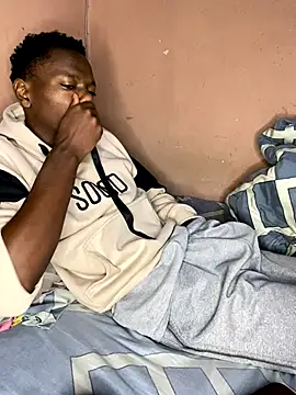 Snapshot of fireboyafrica chatting on 10/17/25, 12:36 fireboyafrica online show from 10/17/25, 12:36