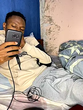 Snapshot of fireboyafrica chatting on 11/13/25, 02:10 fireboyafrica online show from 11/13/25, 02:10