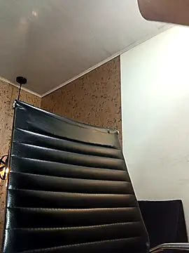 Michelle Brito1 online show from 10/16/25, 09:05