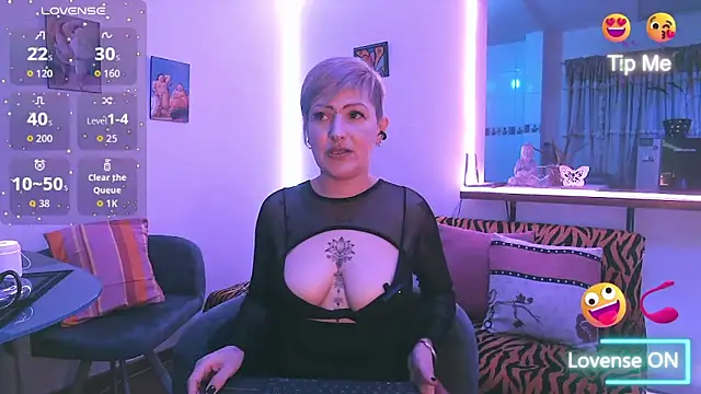 Maria fernandaxxx  online show from 11/18/25, 09:52