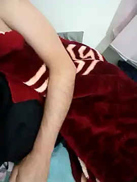 Snapshot of man-215 chatting on 12/25/24, 11:22 man-215 online show from 12/25/24, 11:22