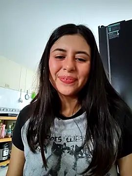  maiahairy  online show from 12/17/25, 12:44