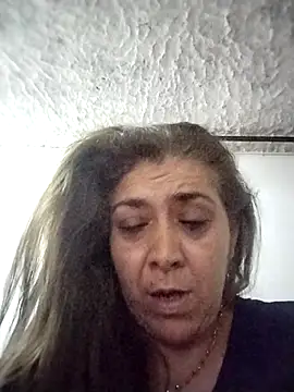 sarethdeivy  online show from 03/10/25, 11:27