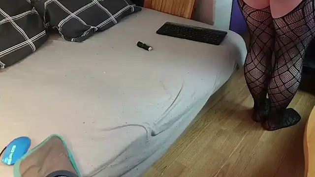 eblata04 online show from 12/02/25, 09:25