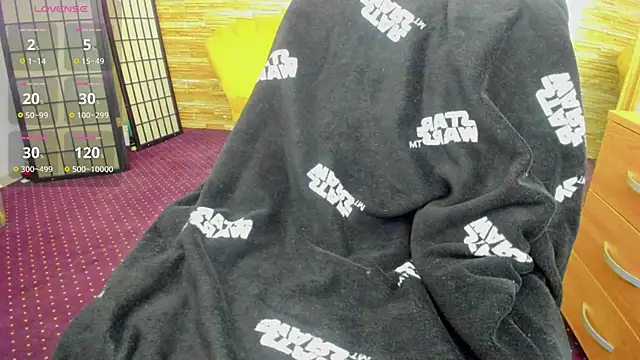 AishaRouhi online show from 11/03/25, 04:58