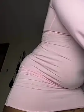 Hugemassivebootie online show from 07/11/26, 06:21