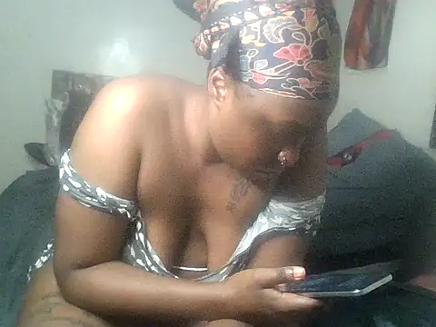 IAm Katie online show from 12/21/25, 01:40