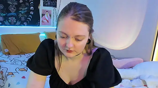 BebKonie online show from 03/21/25, 04:18