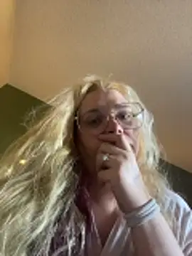 Lalalynn online show from 02/23/26, 04:15