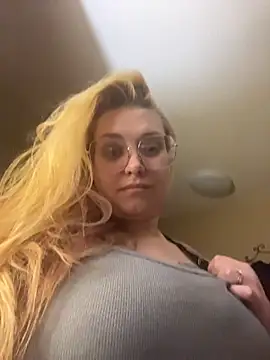 Lalalynn online show from 04/14/26, 02:06