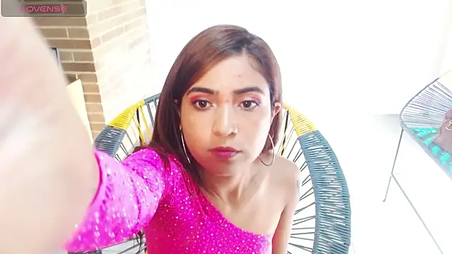 helenacyruss online show from 01/14/25, 04:29