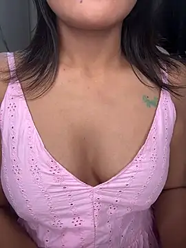 LeisyXO online show from 01/12/25, 06:59