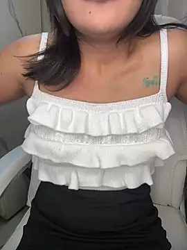 LeisyXO online show from 01/25/25, 06:46