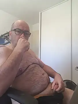 Snapshot of veryverybigdick45 chatting on 07/03/26, 11:05 veryverybigdick45 online show from 07/03/26, 11:05