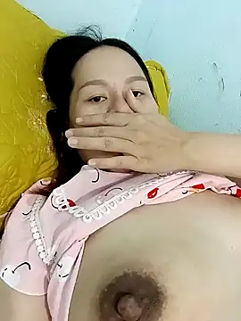 Snapshot of Baby-ladyass20 chatting on 01/11/25, 02:41 Baby-ladyass20 online show from 01/11/25, 02:41