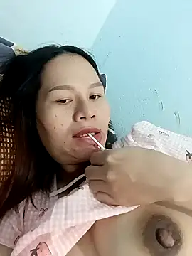 Snapshot of Baby-ladyass20 chatting on 01/21/25, 02:43 Baby-ladyass20 online show from 01/21/25, 02:43