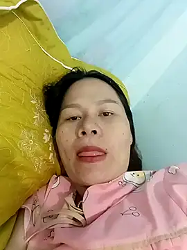 Snapshot of Baby-ladyass20 chatting on 02/12/25, 02:14 Baby-ladyass20 online show from 02/12/25, 02:14