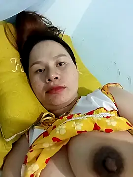 Snapshot of Baby-ladyass20 chatting on 02/15/25, 06:55 Baby-ladyass20 online show from 02/15/25, 06:55