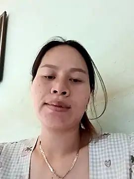 Snapshot of Baby-ladyass20 chatting on 03/04/25, 04:06 Baby-ladyass20 online show from 03/04/25, 04:06