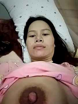 Snapshot of Baby-ladyass20 chatting on 03/18/25, 10:04 Baby-ladyass20 online show from 03/18/25, 10:04