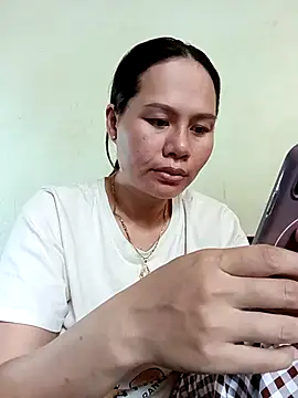 Snapshot of Baby-ladyass20 chatting on 09/14/25, 04:00 Baby-ladyass20 online show from 09/14/25, 04:00