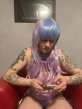 poussichienne online show from 02/20/25, 01:51