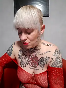 poussichienne online show from 10/23/25, 02:05