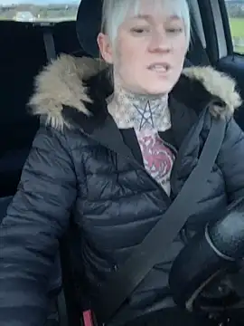 poussichienne online show from 02/10/26, 04:44