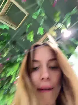 enjoy my beauty online show from 12/14/24, 05:07