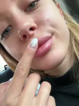 enjoy my beauty online show from 02/03/25, 04:46