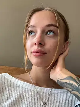 enjoy my beauty online show from 02/06/25, 04:31