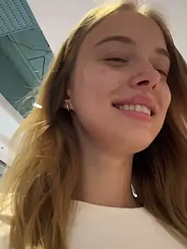 enjoy my beauty online show from 02/09/25, 07:38