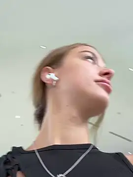 enjoy my beauty online show from 03/15/25, 04:35