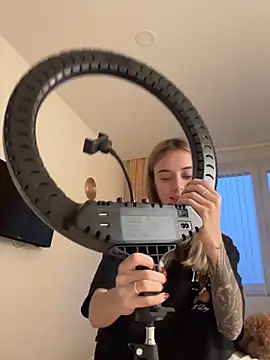 enjoy my beauty online show from 12/05/25, 06:33