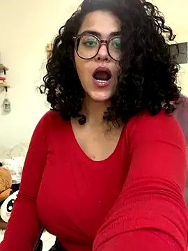 Curvydesifromgermany online show from 12/15/25, 02:54