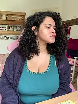 Snapshot of Curvydesifromgermany chatting on 04/10/26, 11:15 Curvydesifromgermany online show from 04/10/26, 11:15