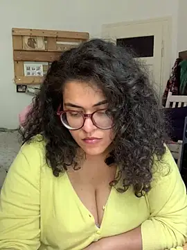 Curvydesifromgermany online show from 07/07/26, 01:59