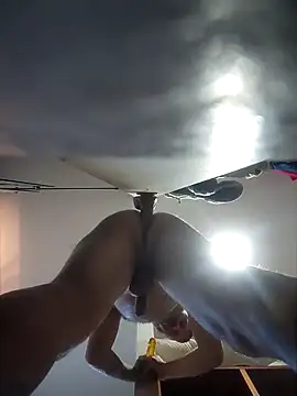 Snapshot of Hunnyhunty420 chatting on 03/01/26, 03:25 Hunnyhunty420 online show from 03/01/26, 03:25