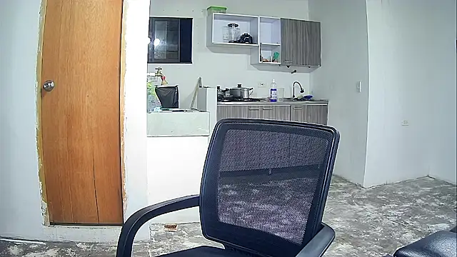 Snapshot of Kevin_Torres chatting on 10/30/25, 11:27 Kevin Torres online show from 10/30/25, 11:27