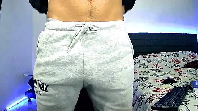 Kevin Torres online show from 12/15/25, 01:10