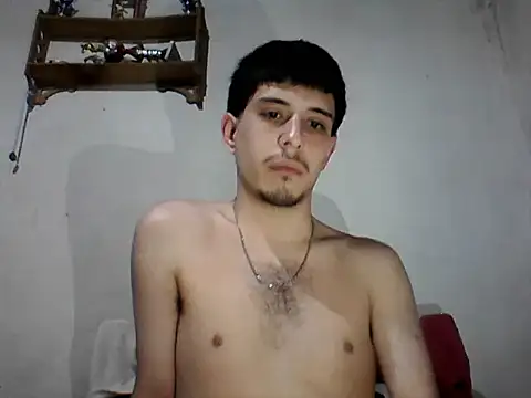 Snapshot of Elvergonn2105 chatting on 10/11/25, 04:22 Elvergonn2105 online show from 10/11/25, 04:22