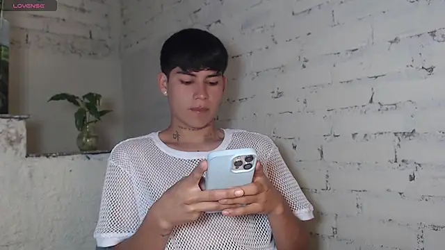 Lukas strong online show from 01/15/26, 01:26